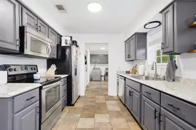 620 Moore Street, Blossom, TX 75416 - Photo 5