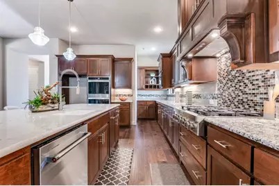 1403 Laurel Green Court, Arlington, TX 76005 - Photo 5