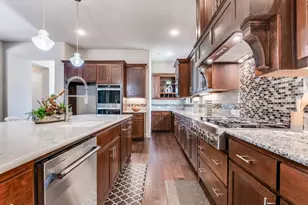 1403 Laurel Grn Ct, Arlington, TX 76005 - Photo 5