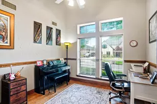 620 Highview Ln, Hurst, TX 76054 - Photo 7