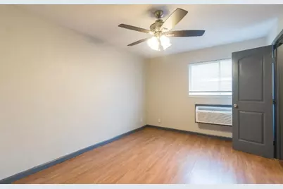 1505 W Lovers Lane #1, Arlington, TX 76013 - Photo 5