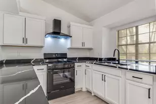 1505 Bergen Dr, Garland, TX 75040 - Photo 5