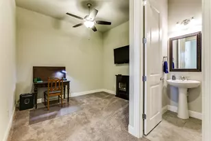501 Green Valley Dr, McKinney, TX 75071 - Photo 21