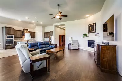 501 Green Valley Drive, McKinney, TX 75071 - Photo 5