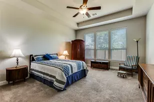 501 Green Valley Dr, McKinney, TX 75071 - Photo 15