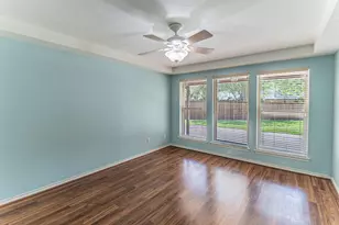 127 Nicklaus Nook, Lancaster, TX 75146 - Photo 29