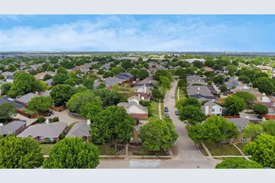 10330 Castle Drive, Frisco, TX 75035 - Photo 5