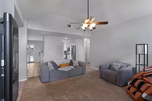 10330 Castle Dr, Frisco, TX 75035 - Photo 11