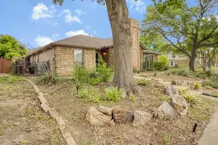 10330 Castle Dr, Frisco, TX 75035 - Photo 3