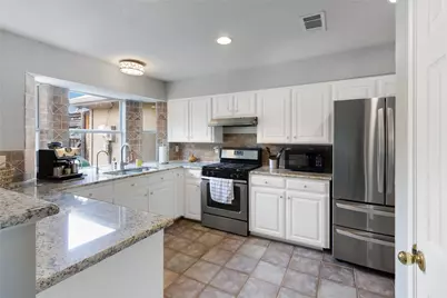 10330 Castle Drive, Frisco, TX 75035 - Photo 15