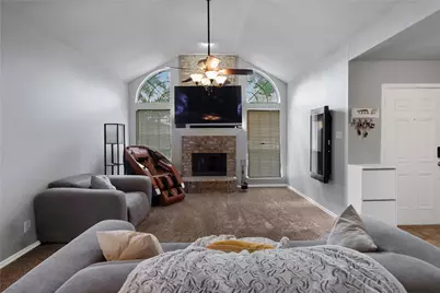 10330 Castle Drive, Frisco, TX 75035 - Photo 9