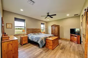 1020 Co Rd 1596, Alvord, TX 76225 - Photo 17
