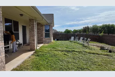 421 Roundrock Lane, Fort Worth, TX 76140 - Photo 27