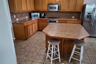 421 Roundrock Ln, Fort Worth, TX 76140 - Photo 19