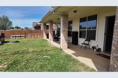 421 Roundrock Lane, Fort Worth, TX 76140 - Photo 25