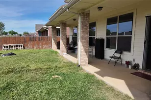 421 Roundrock Ln, Fort Worth, TX 76140 - Photo 25