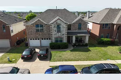 421 Roundrock Lane, Fort Worth, TX 76140 - Photo 1