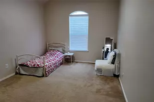 421 Roundrock Ln, Fort Worth, TX 76140 - Photo 37