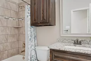 6904 Town Bridge Rd, McKinney, TX 75071 - Photo 9