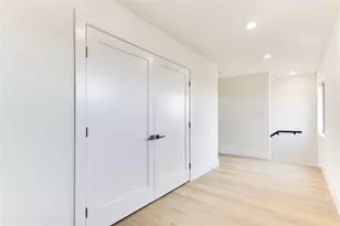 4206 Cabell Dr, Dallas, TX 75204 - Photo 19