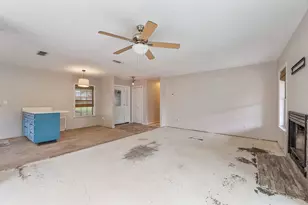 4013 Cherokee Ct, Granbury, TX 76048 - Photo 9