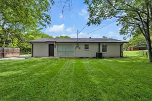 6401 Loydhill Ln, Fort Worth, TX 76135 - Photo 5