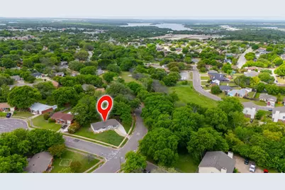 6401 Loydhill Lane, Fort Worth, TX 76135 - Photo 37