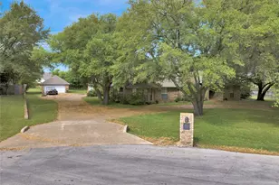 1020 Crystal Ln, Crowley, TX 76036 - Photo 13