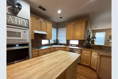 2223 Briary Trace Court, Lewisville, TX 75077 - Photo 13