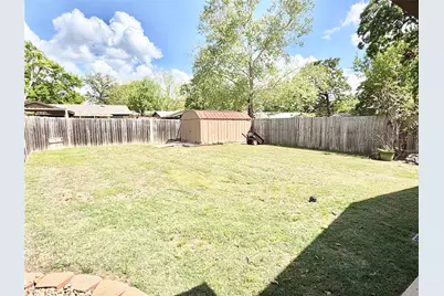 806 Glen Key Street, Denison, TX 75020 - Photo 21