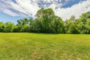 8643 Brittania Ct, Dallas, TX 75243 - Photo 31