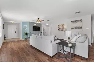 1000 Scenic Hills Dr, McKinney, TX 75071 - Photo 9