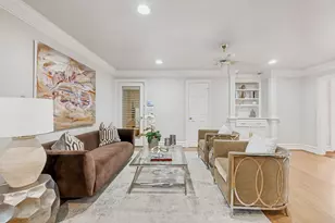 5322 W Mockingbird Ln, Dallas, TX 75209 - Photo 11