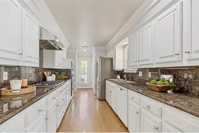 5322 W Mockingbird Lane, Dallas, TX 75209 - Photo 13