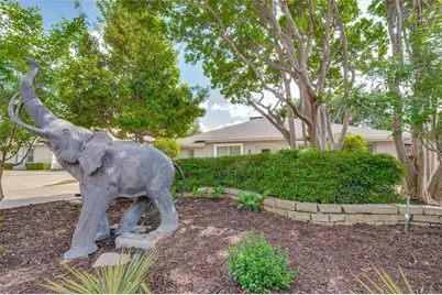 5322 W Mockingbird Lane, Dallas, TX 75209 - Photo 29