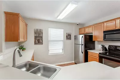 9913 Thomas Jefferson Drive, McKinney, TX 75072 - Photo 3