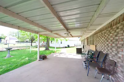 1204 W 21st Street, Clifton, TX 76634 - Photo 17
