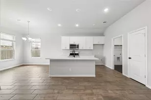 535 Hillcrest Cir, Justin, TX 76247 - Photo 7