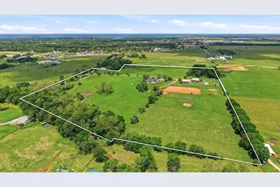 1100 Debbie Lane, Pilot Point, TX 76258 - Photo 7