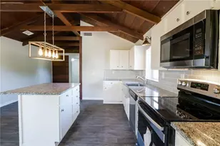 220 Bella Vista Dr, West Tawakoni, TX 75474 - Photo 11