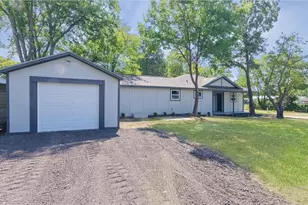 220 Bella Vista Dr, West Tawakoni, TX 75474 - Photo 3