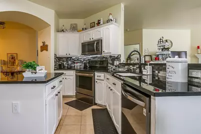 909 Hunter Lane, Burleson, TX 76028 - Photo 15