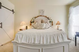 909 Hunter Ln, Burleson, TX 76028 - Photo 21