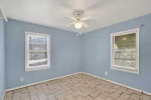 11740 East Ct, Azle, TX 76020 - Photo 13