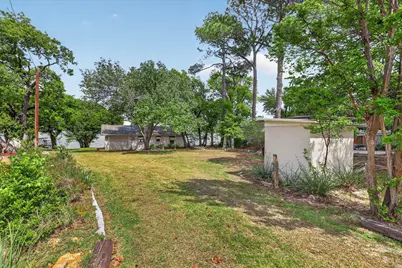 11740 East Court, Azle, TX 76020 - Photo 15