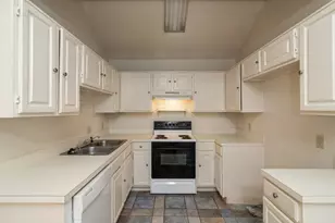 4721 Wineberry Dr, Fort Worth, TX 76137 - Photo 7