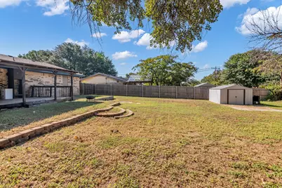 212 Mountain View Drive, Azle, TX 76020 - Photo 37