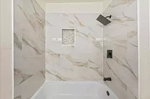 7510 Holly Hill Dr, Dallas, TX 75231 - Photo 7