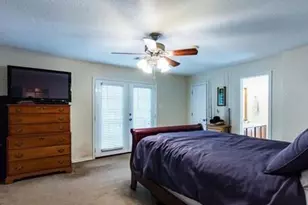 1817 Thomas Pl, Fort Worth, TX 76107 - Photo 9