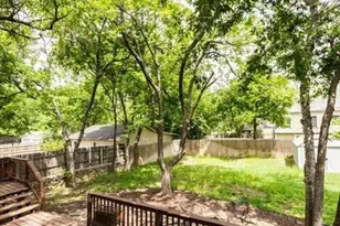 1817 Thomas Pl, Fort Worth, TX 76107 - Photo 17